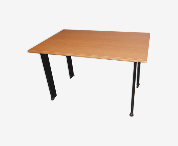Table -bureau