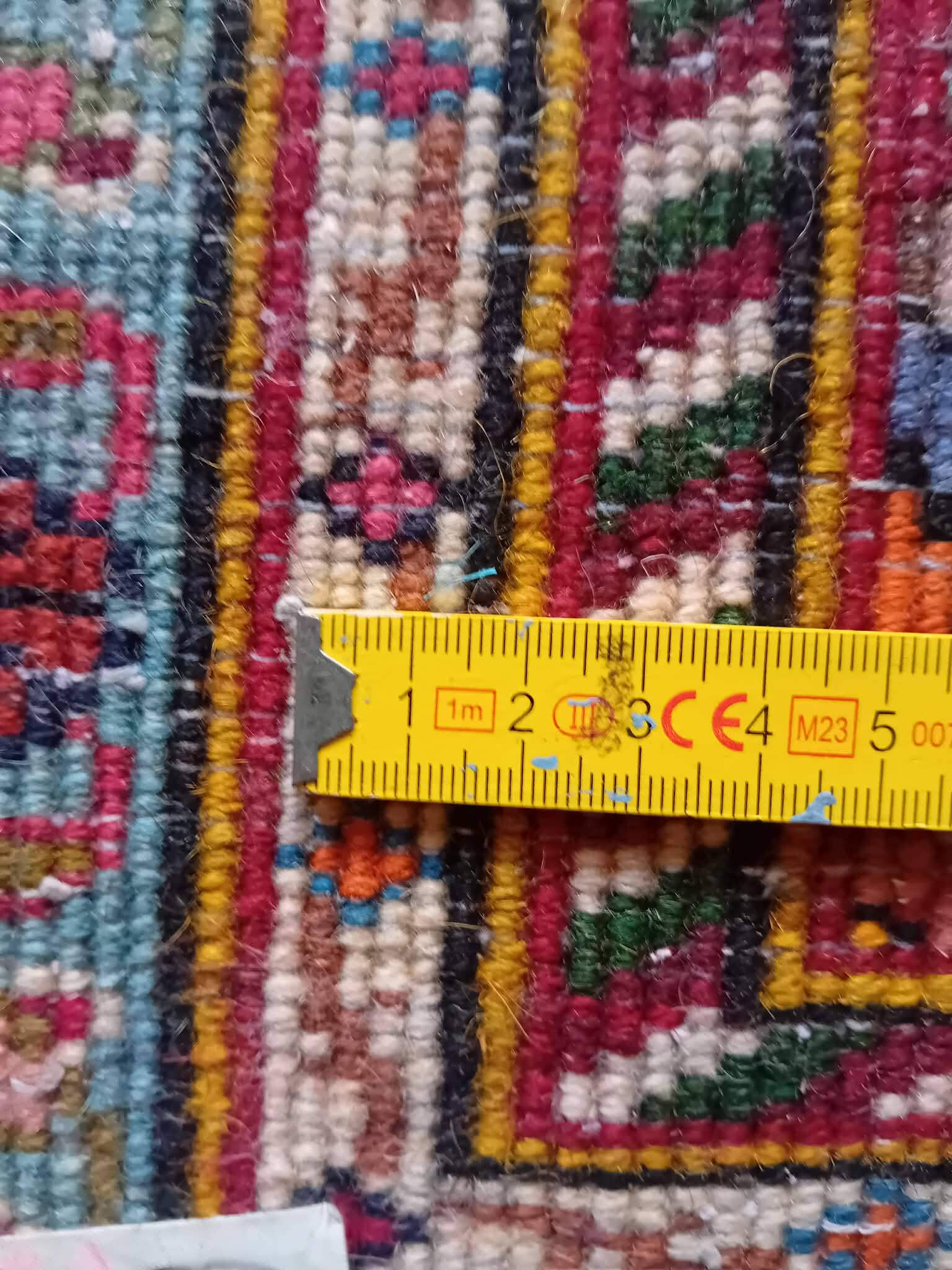 Handmade Bachtiar Persian rug 207x132cm