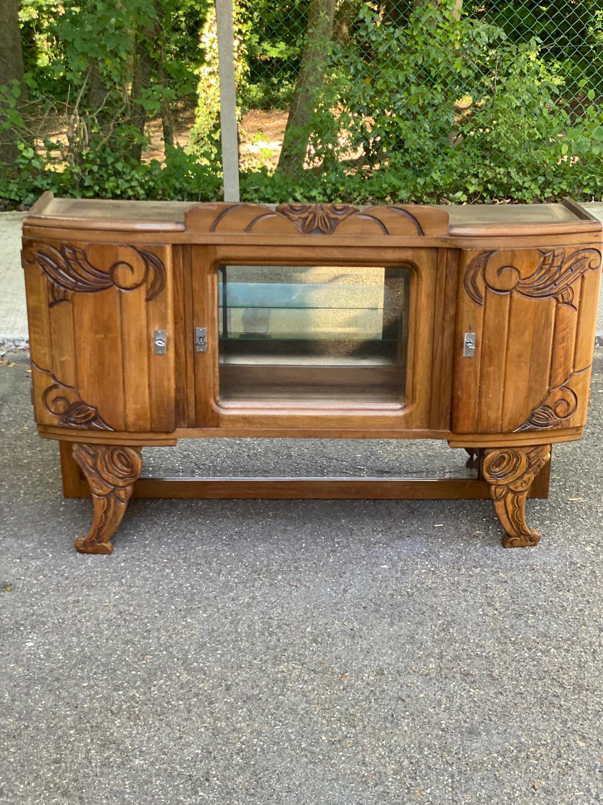 Art Deco sideboard top, low display cabinet in solid wood and mirror from the 1940s.