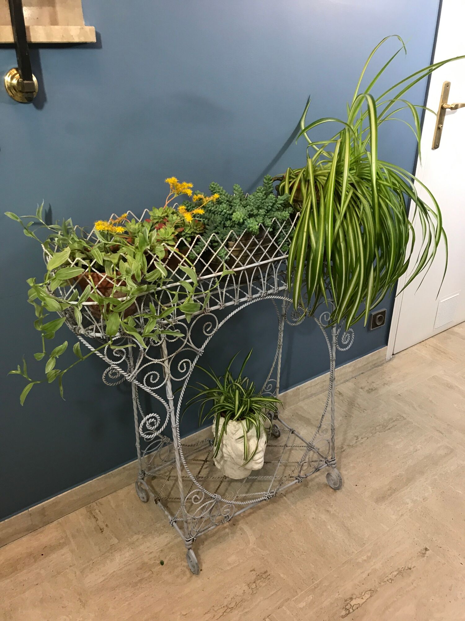 Planter holder plant on legs wrought iron late nineteenth