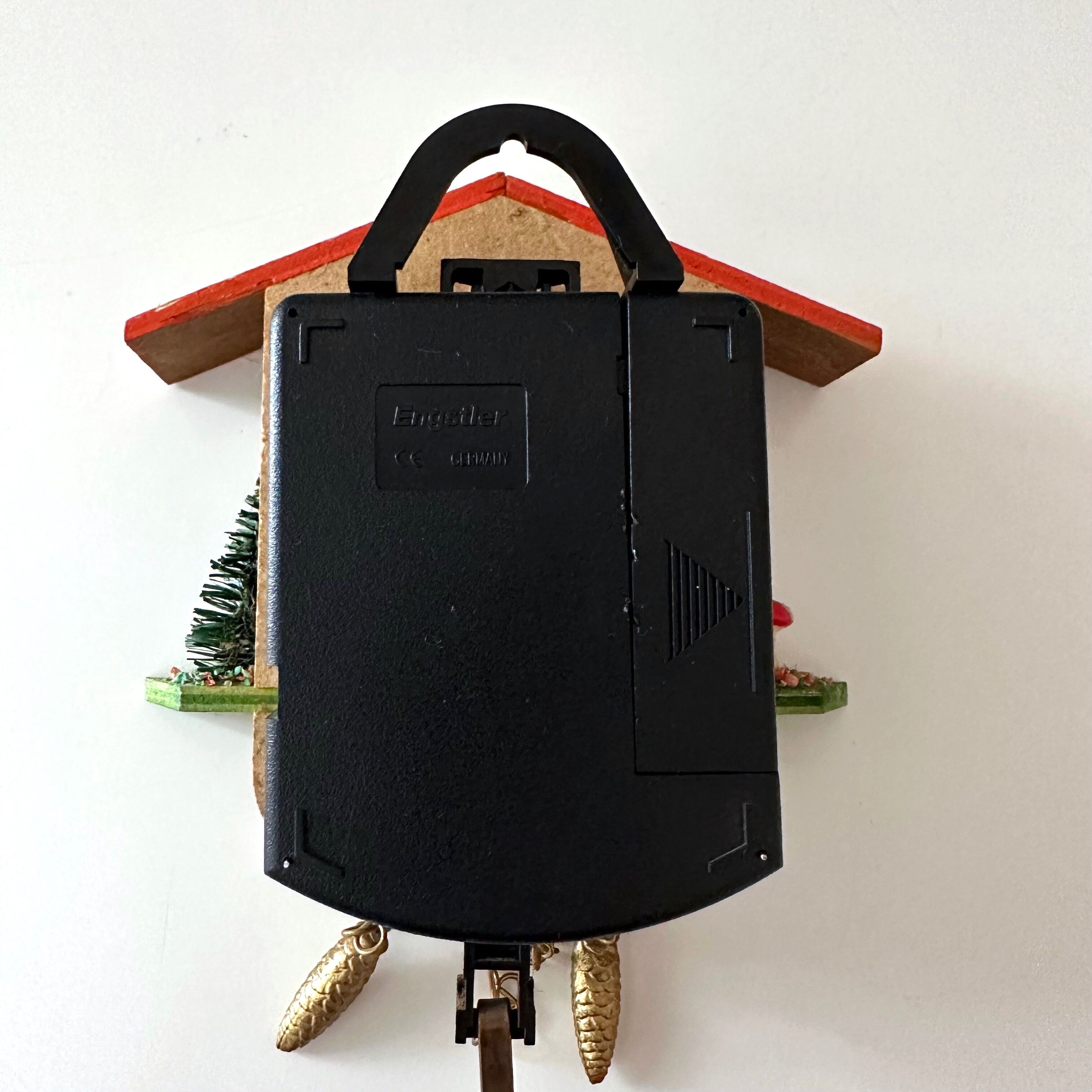 Vintage cuckoo clock, Engstler