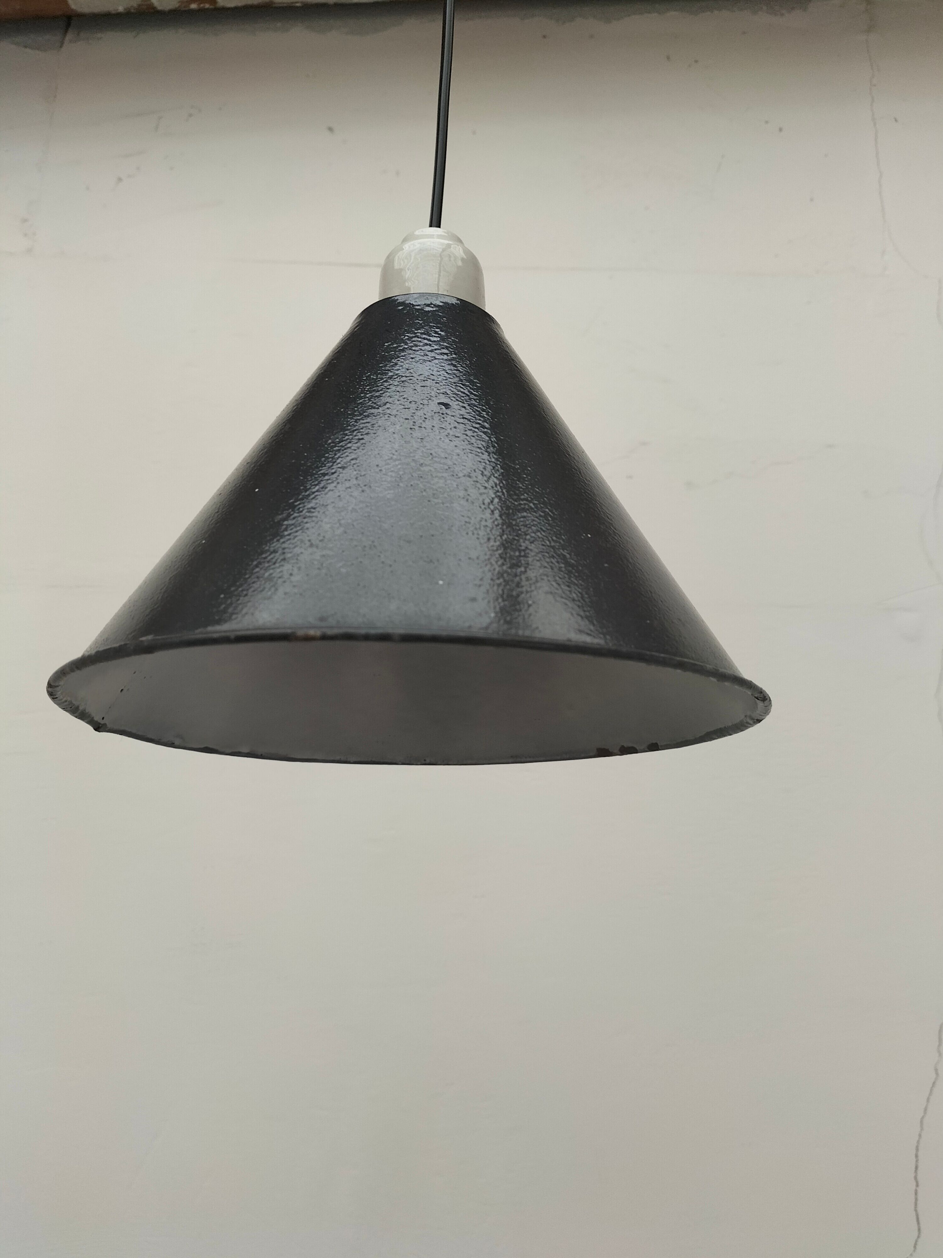 Industrial enamelled cone