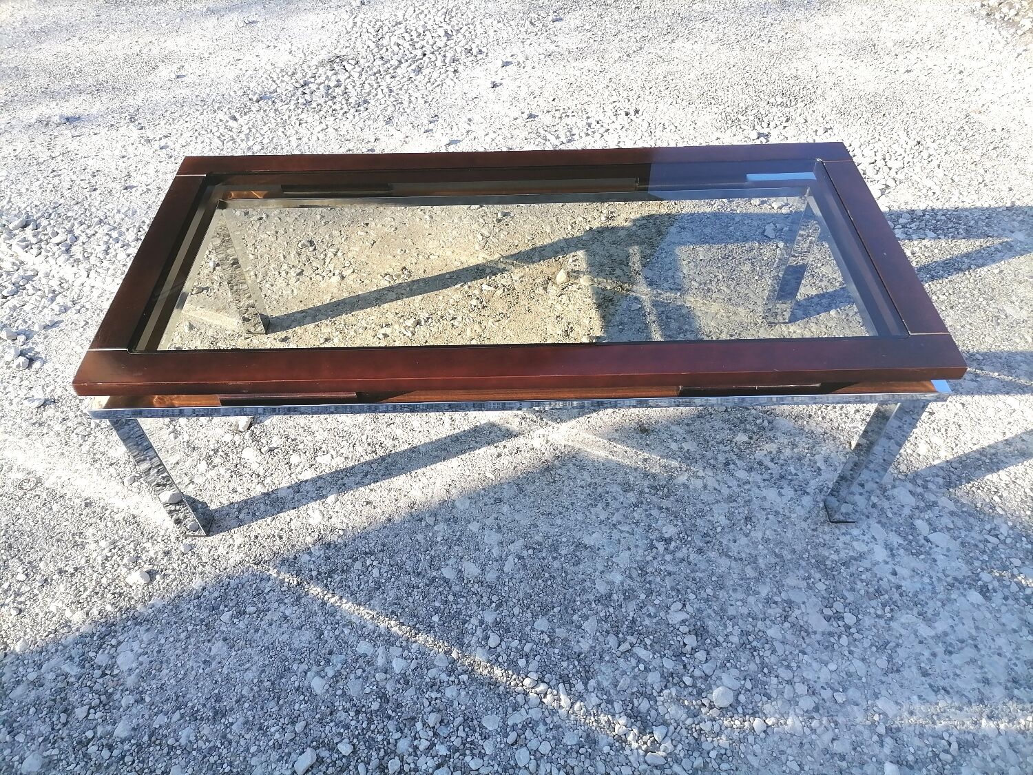 Coffee table. 70s.