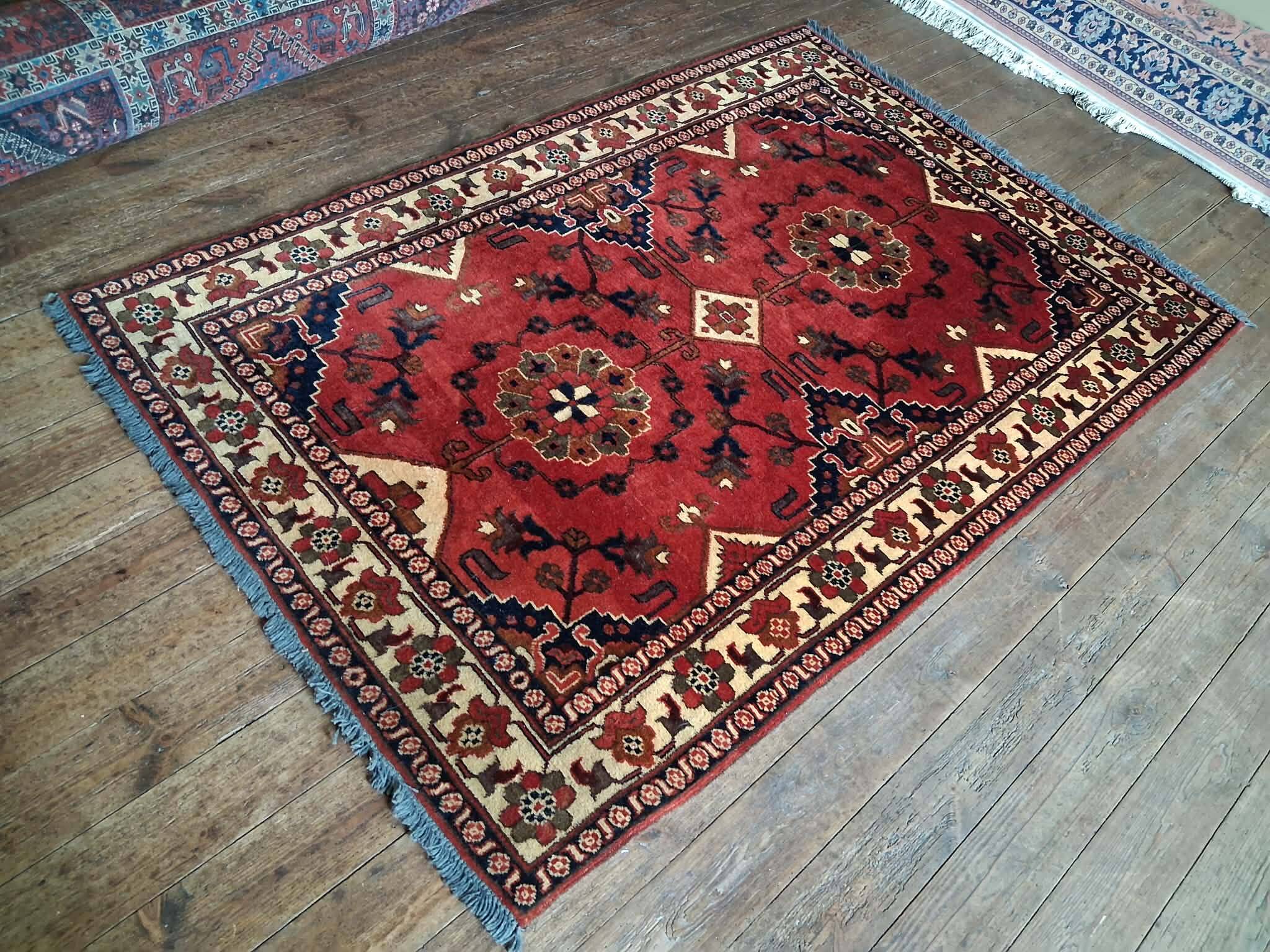 Handmade Pakistani Ghazni rug 185x122cm