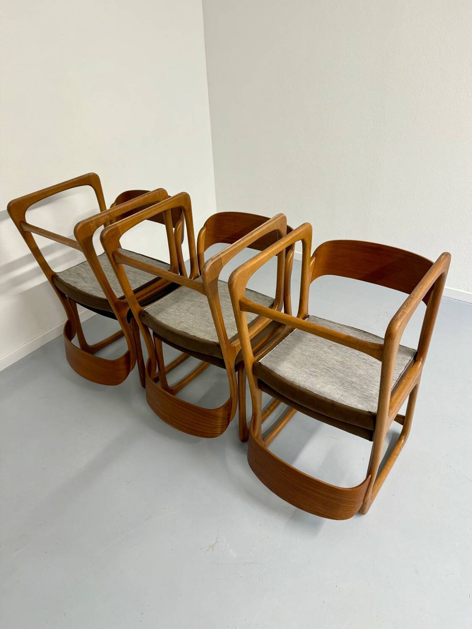 Set of 6 Baumann sleigh chairs in wood and brown fabric, original 1960s