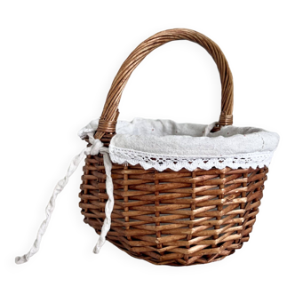 Small vintage french basket - wicker - dark brown - taupe cotton and white lace lining