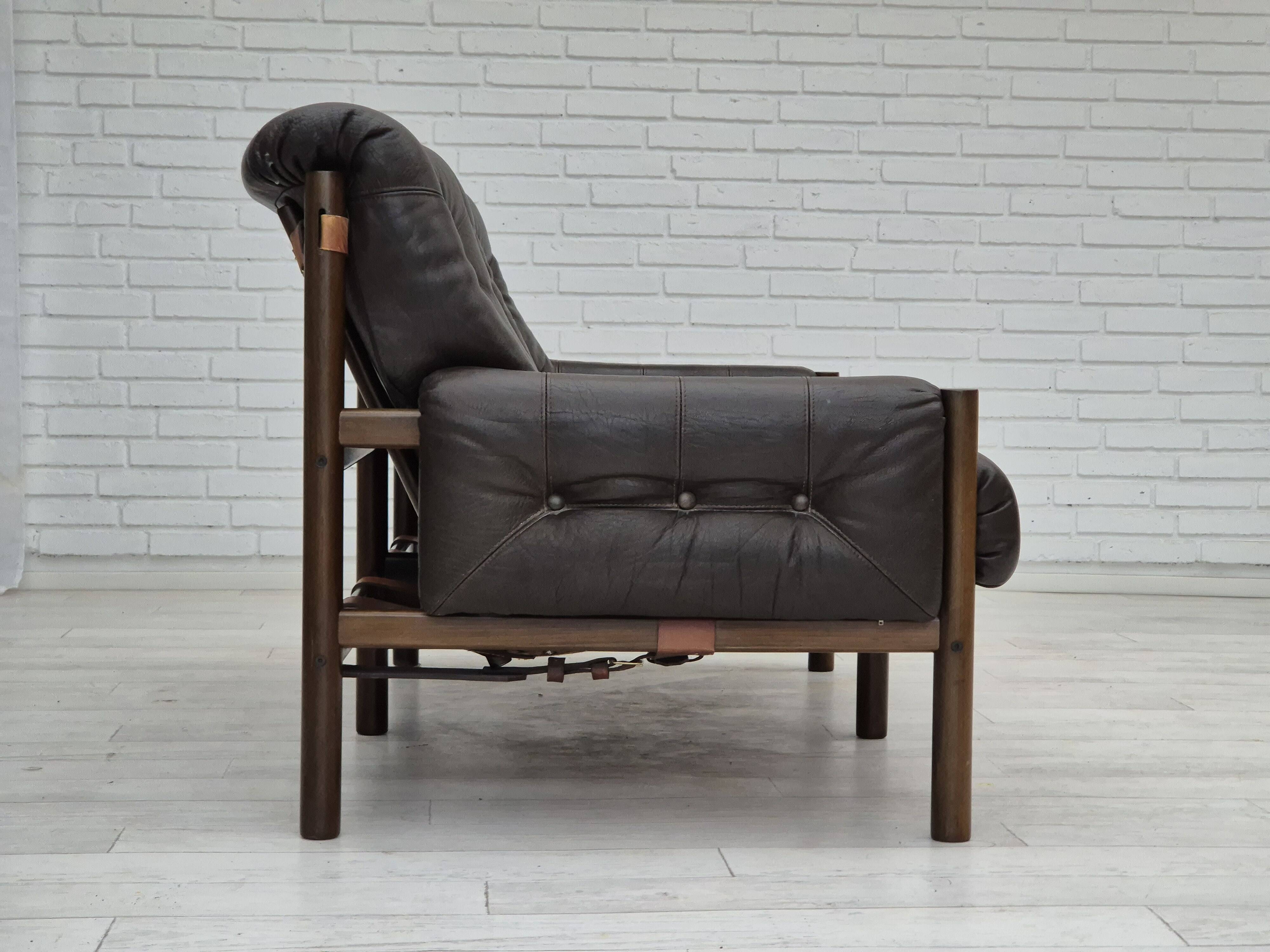 Années 1970, design norvégien par Ivar Opsvik pour Bruksbo Norvège, canapé 2 places, modèle "Safari".