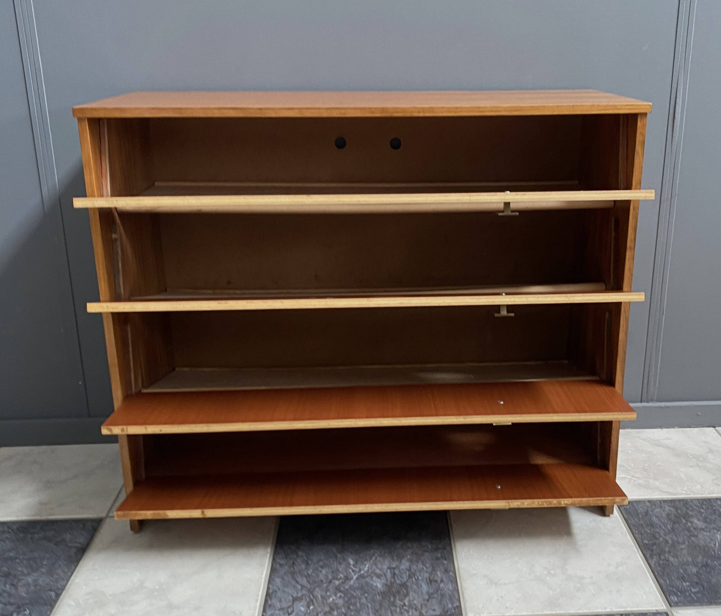 armoire à chaussures des années 1970