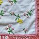 Nappe ancienne brodée 89 x102 cm