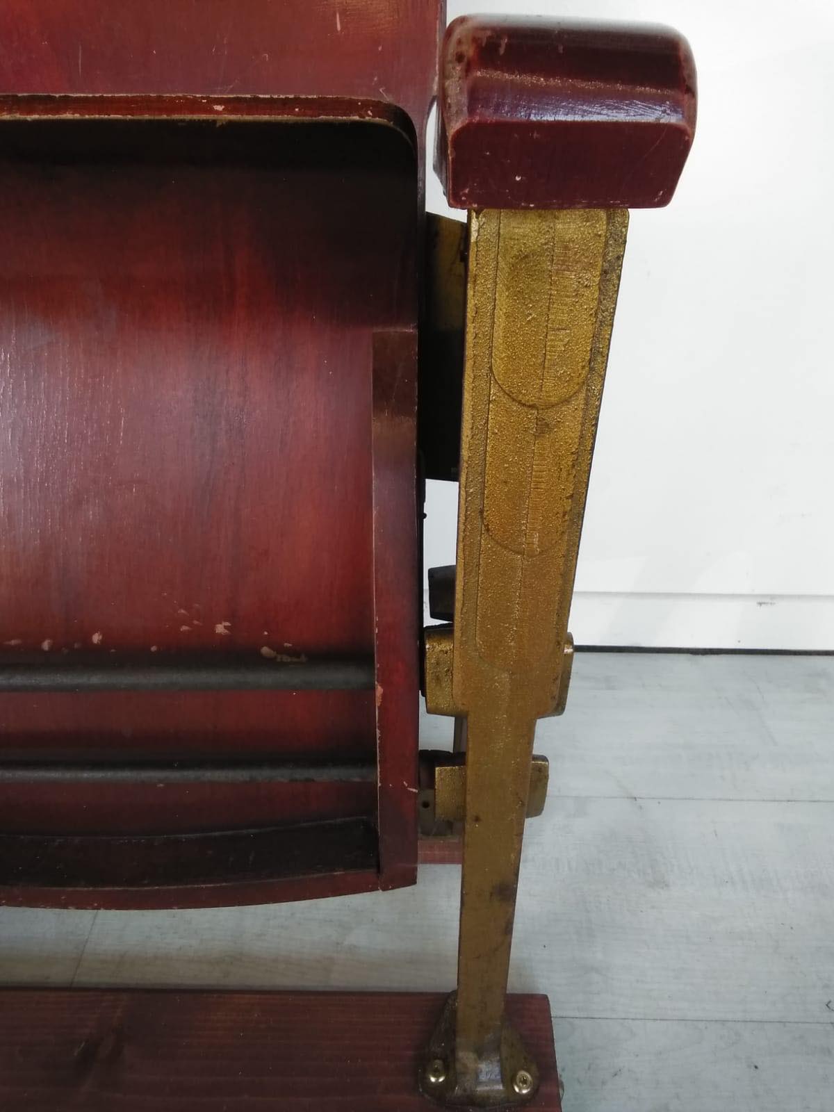 Cinema seat chair