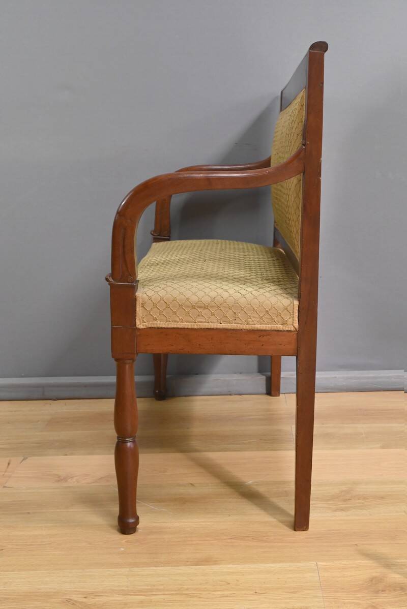 Mahogany landing sofa, Restoration period – Part 1, 19th century