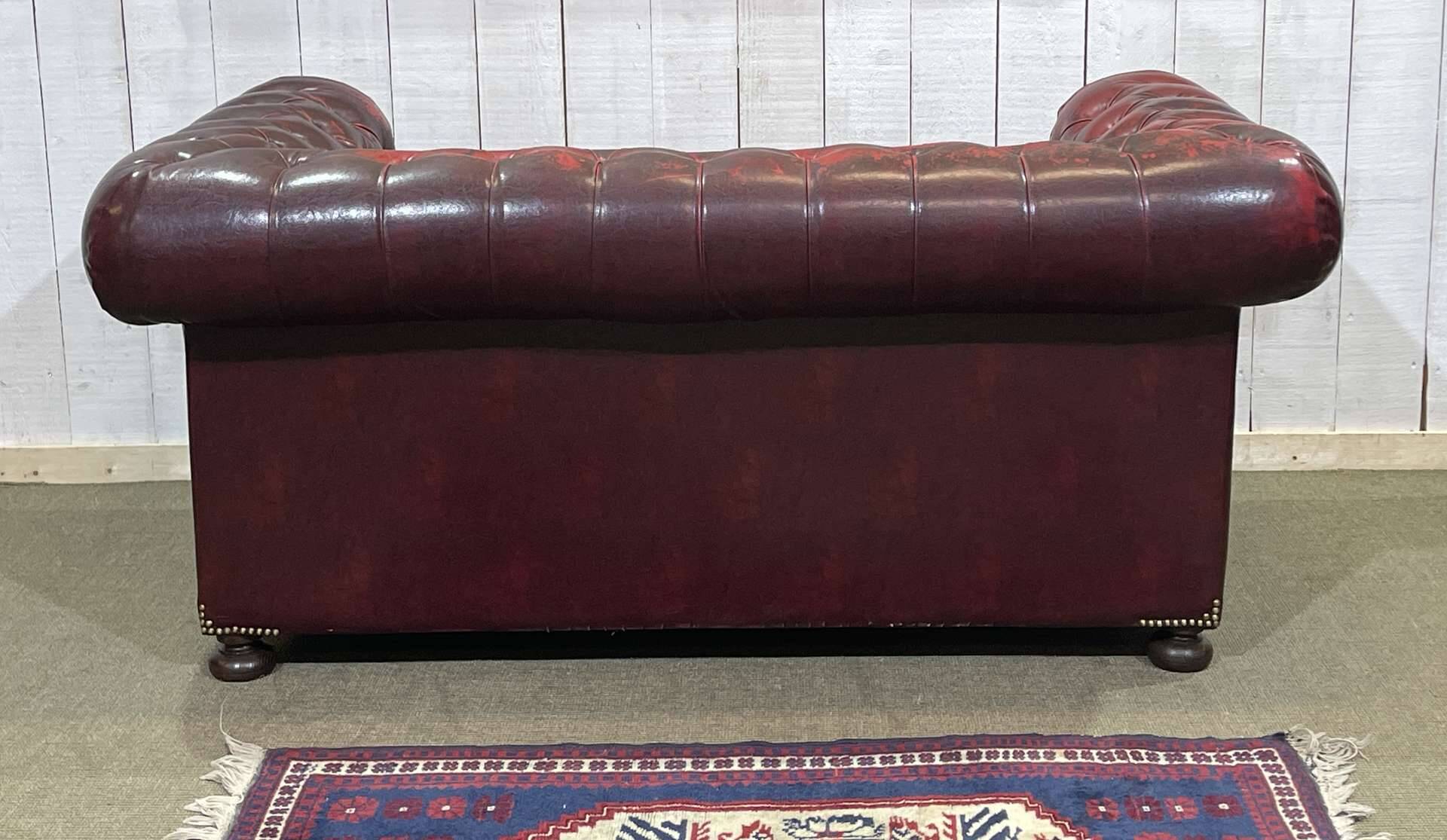 1980s Red 2-Seater Chesterfield Sofa