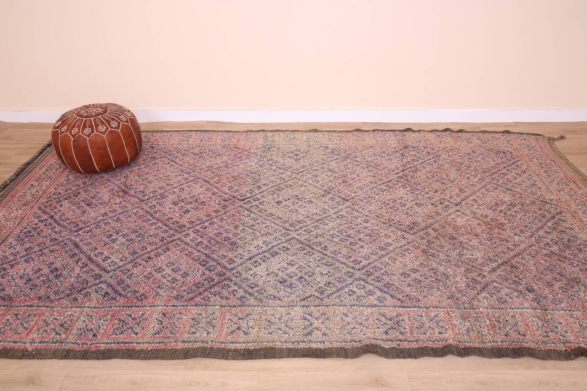 Authentic Vintage Moroccan Rug 203 x 352 cm, Berber Wool Rug, Bohemian Rug
