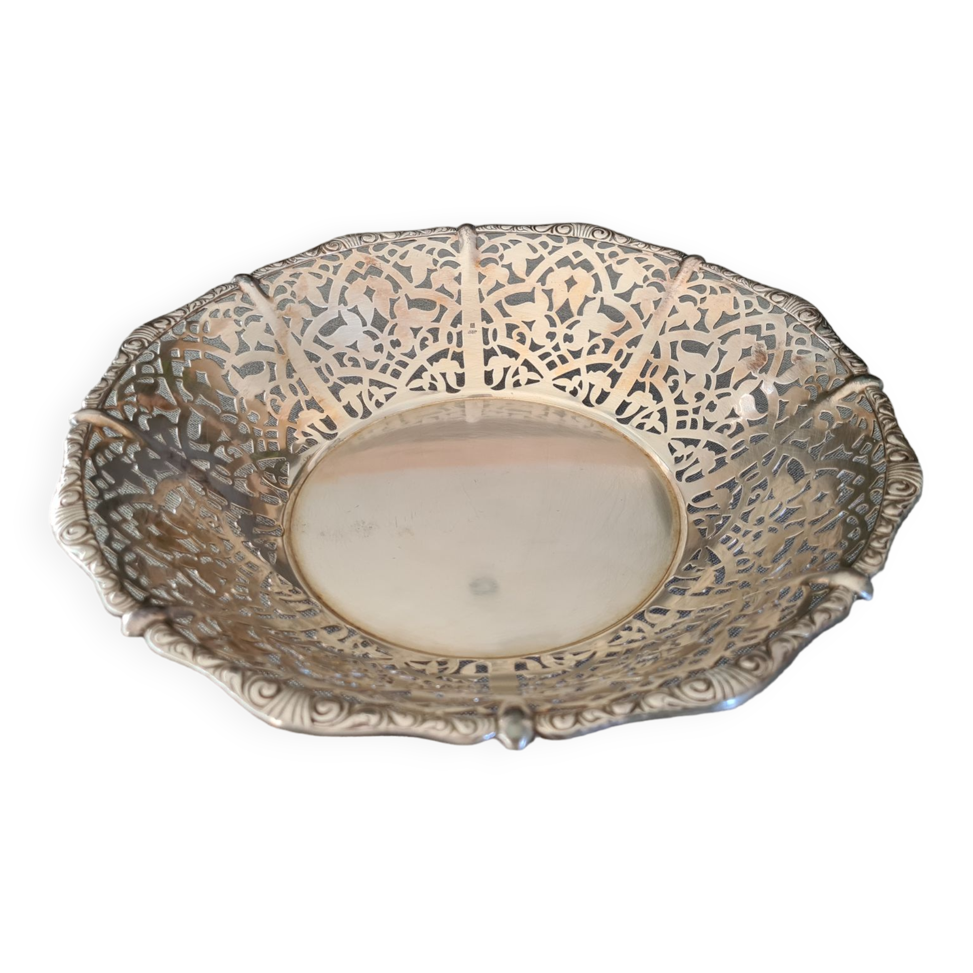 Bread basket, fruit... openwork in silver metal