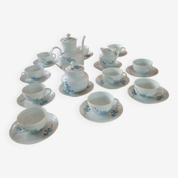 Coffee service in fine Limoges porcelain