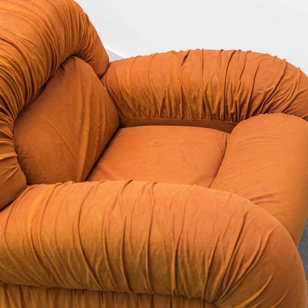 Pair of fabric armchairs Califfo Beka model 1970s vintage modernism