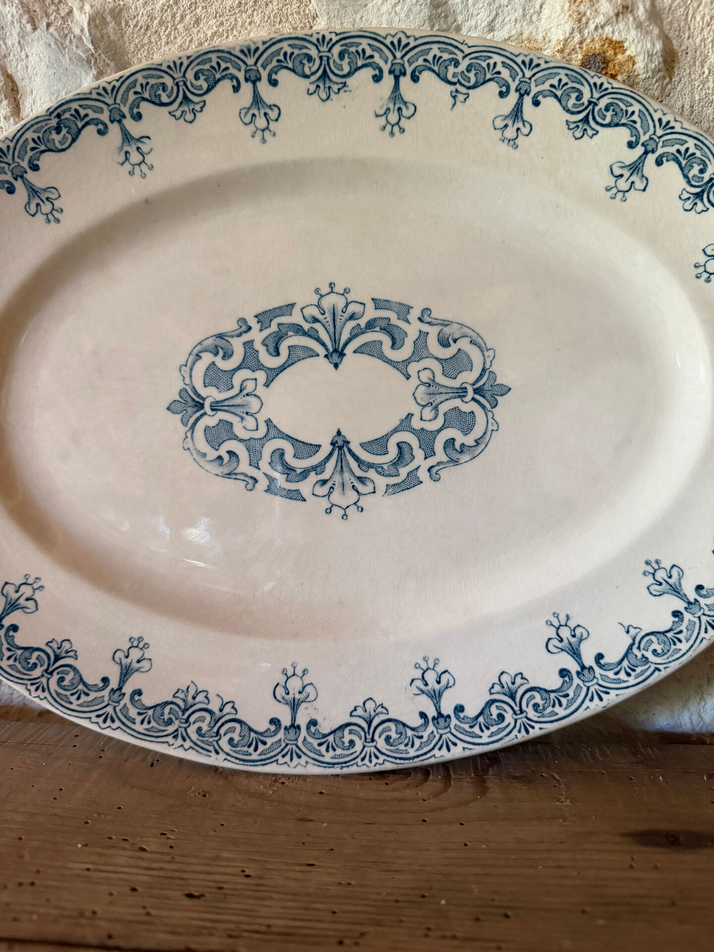 Plat Creil et Montereau en terre de fer