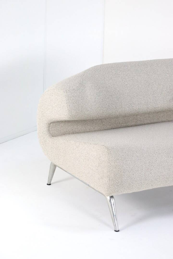 Banque Artifort Bird de Michael van der Kley