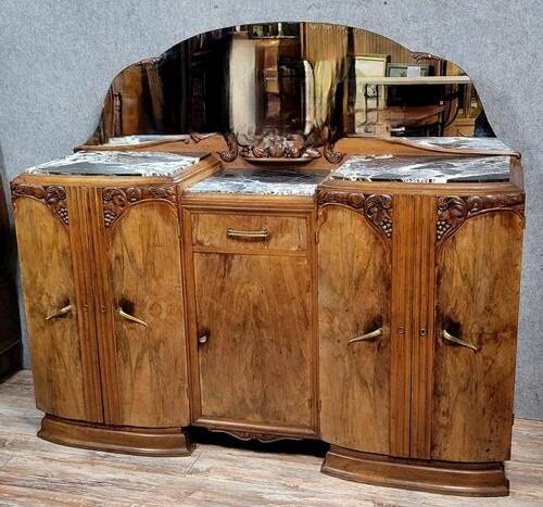Art Deco period sideboard in blond walnut circa 1940