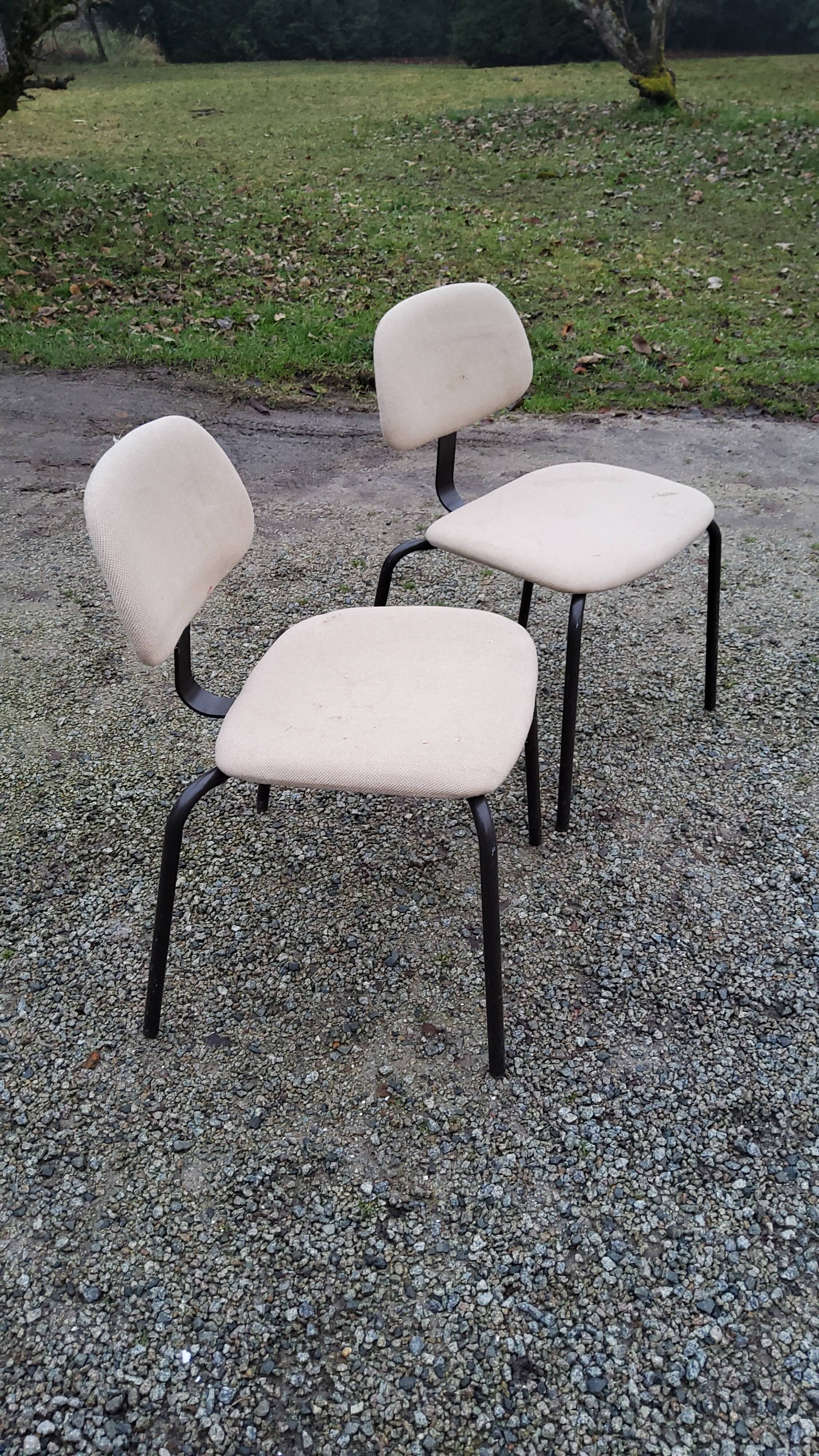 Pair of chairs from the 70s