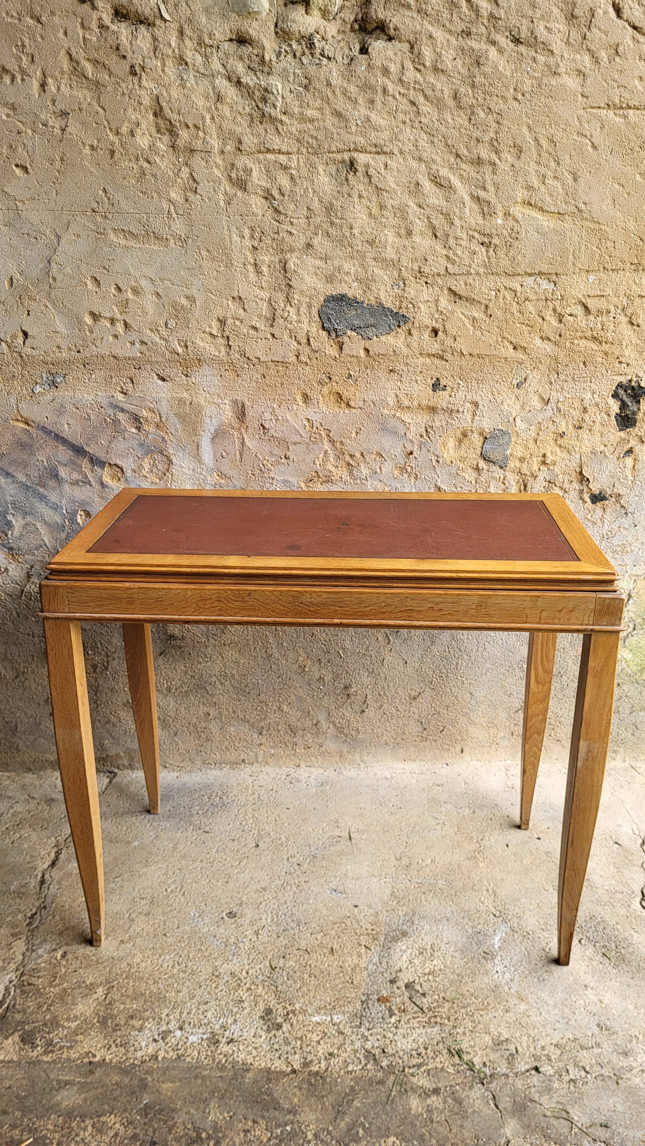 Art Deco games table