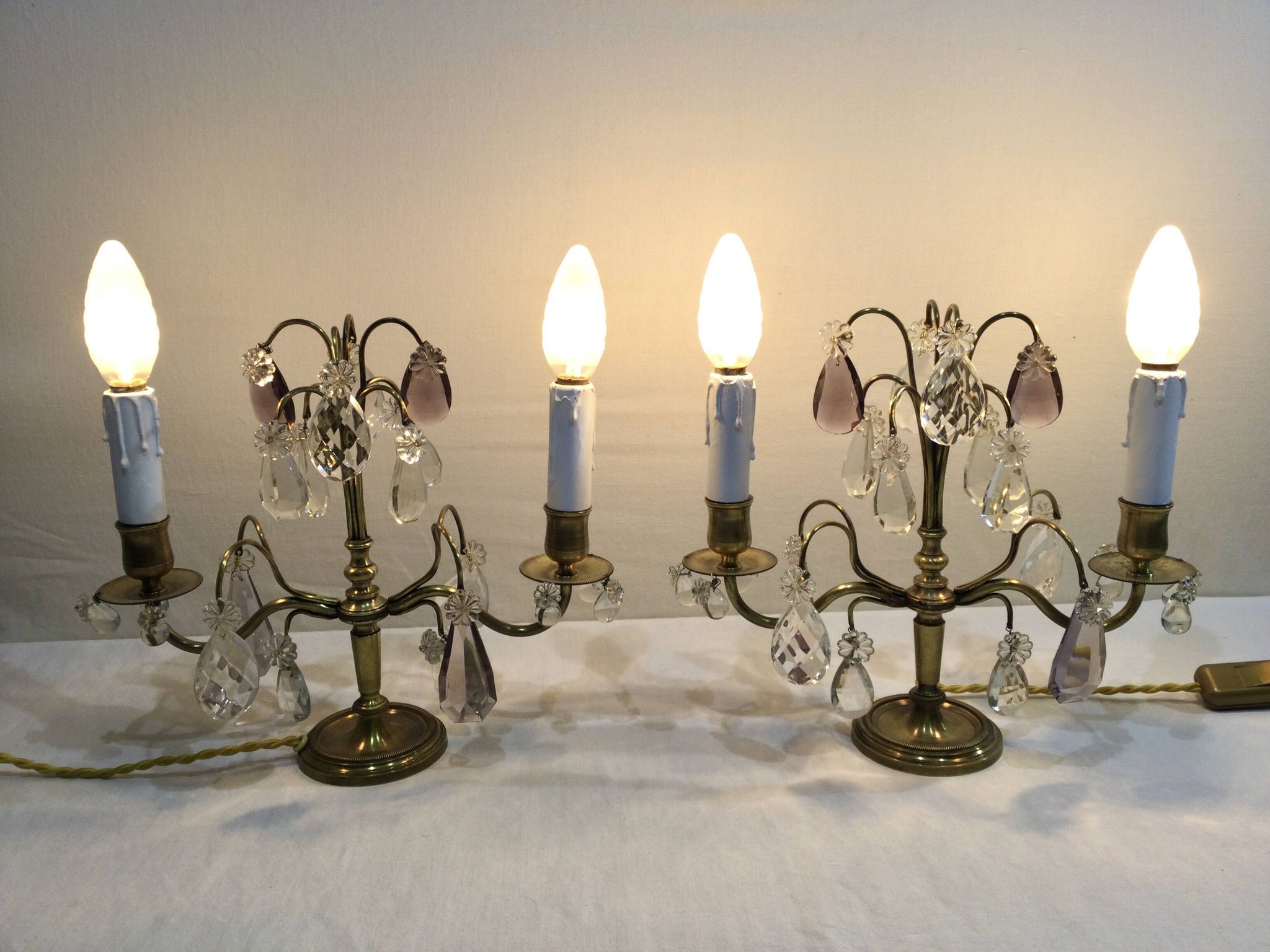 Pair of girandole lamps in bronze and crystal