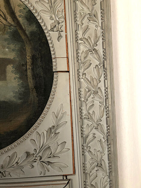 Trumeau en bois laqué gris