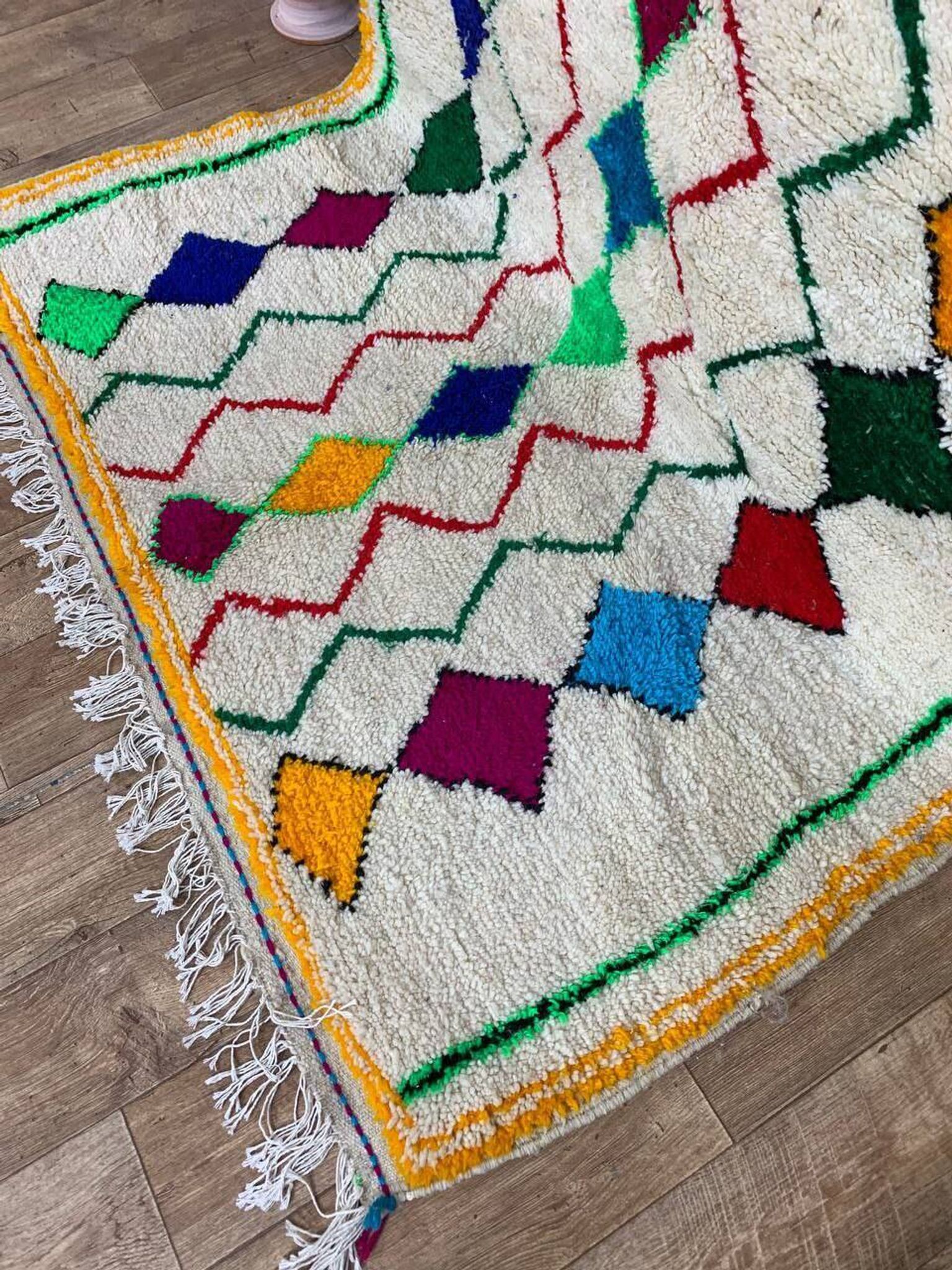 Tapis berbère marocain artisanal fait main 254 X 152 CM