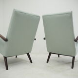 Pair of Ton/Thonet Beech Armchairs, Czechoslovakia