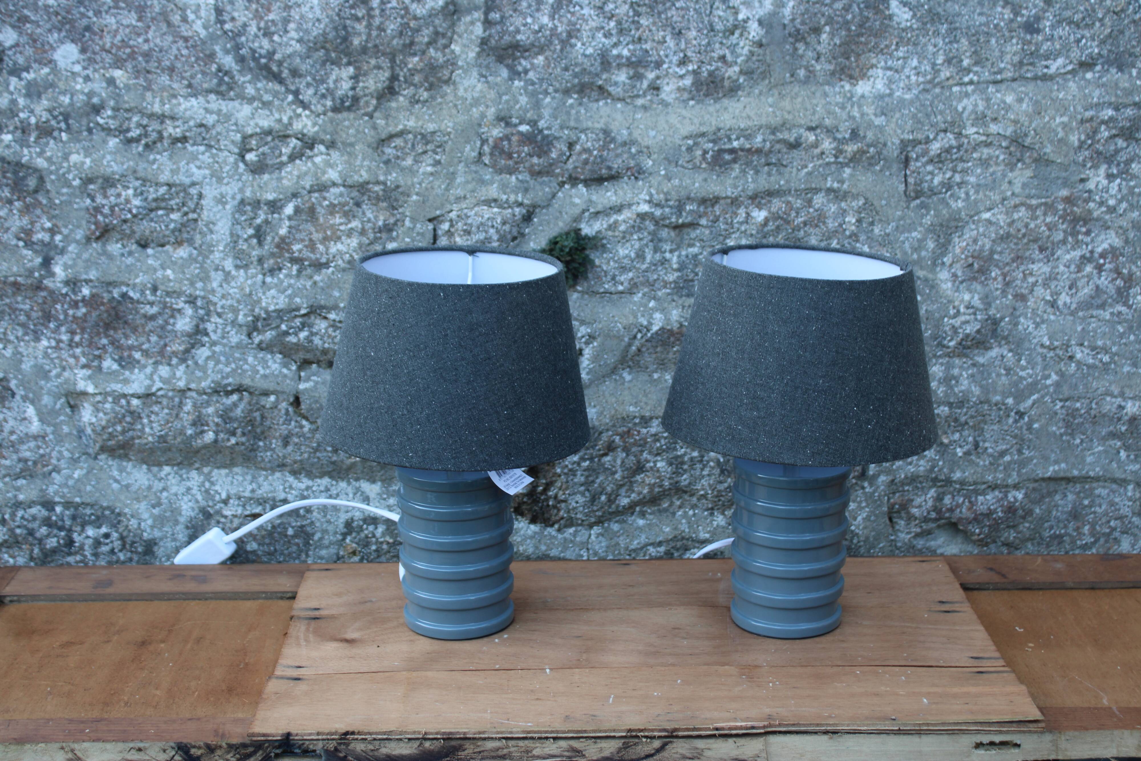 Pair of grey ceramic lamps & mottled grey lampshades – Contemporary design