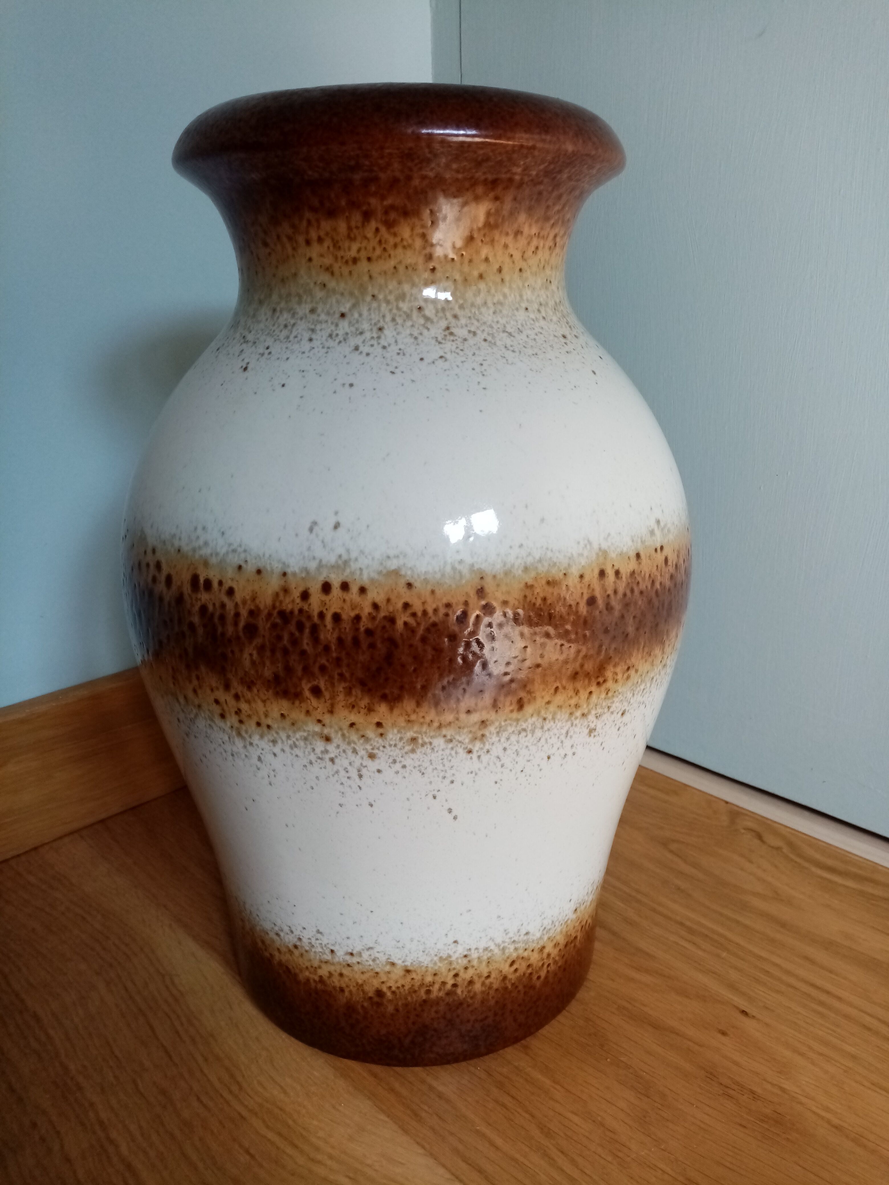 West Germany 290-34 vase in white and brown glazed ceramic