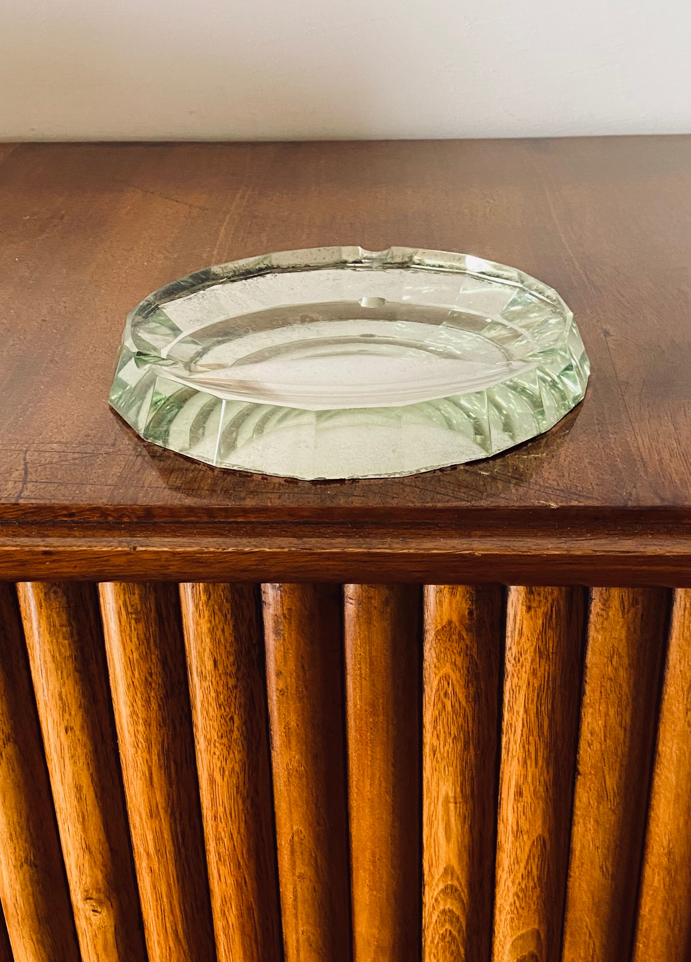 Modern mirrored crystal beveled ashtray, Italy 1940s