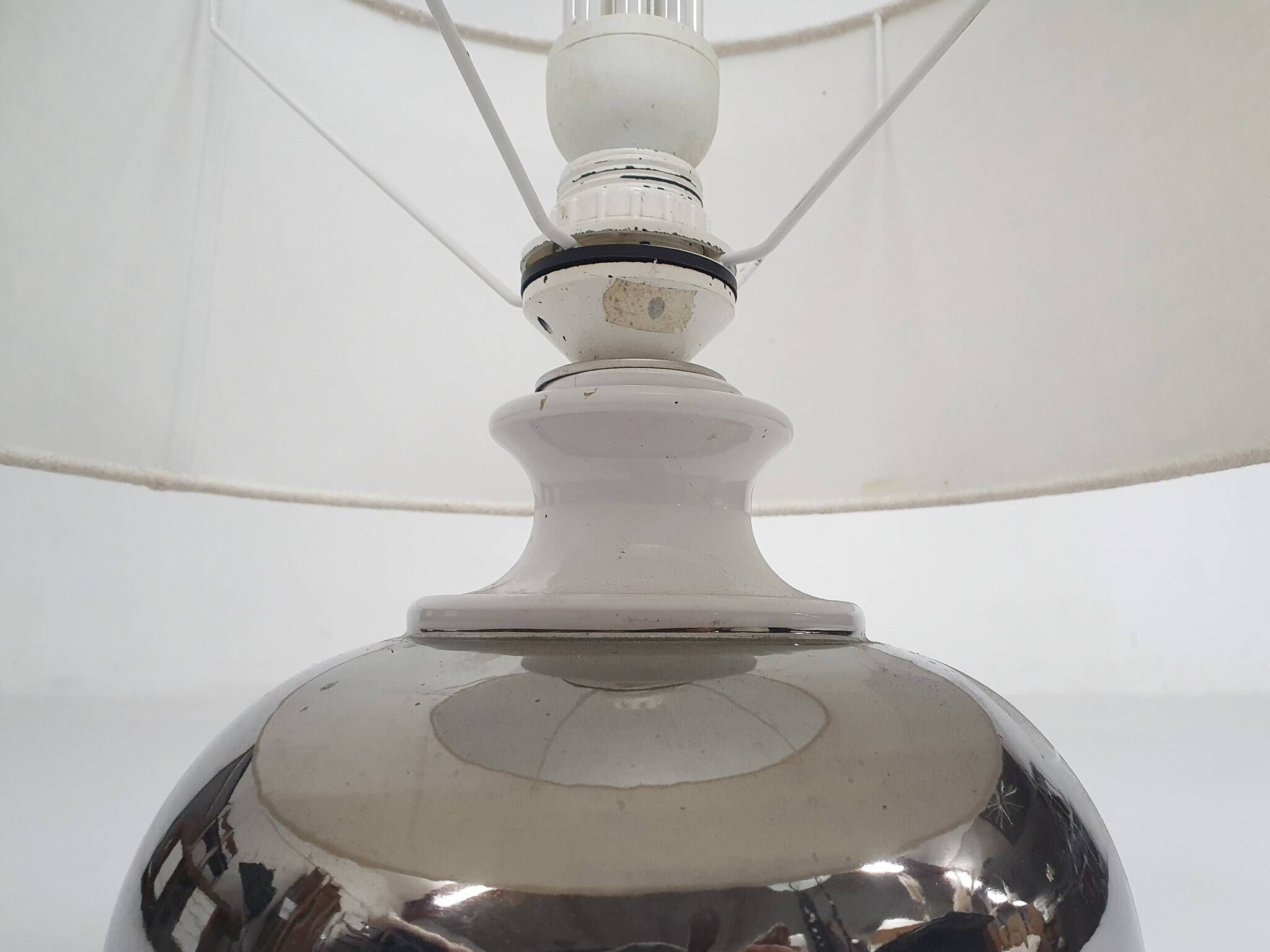 White and silver ceramic table light attrb. to Bitossi, Italy 1970's