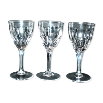 Lot de 3 verres à vin en cristal taillé de saint-louis modèle vic 1930 14.5cm