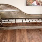 Handcrafted metal chaise longue