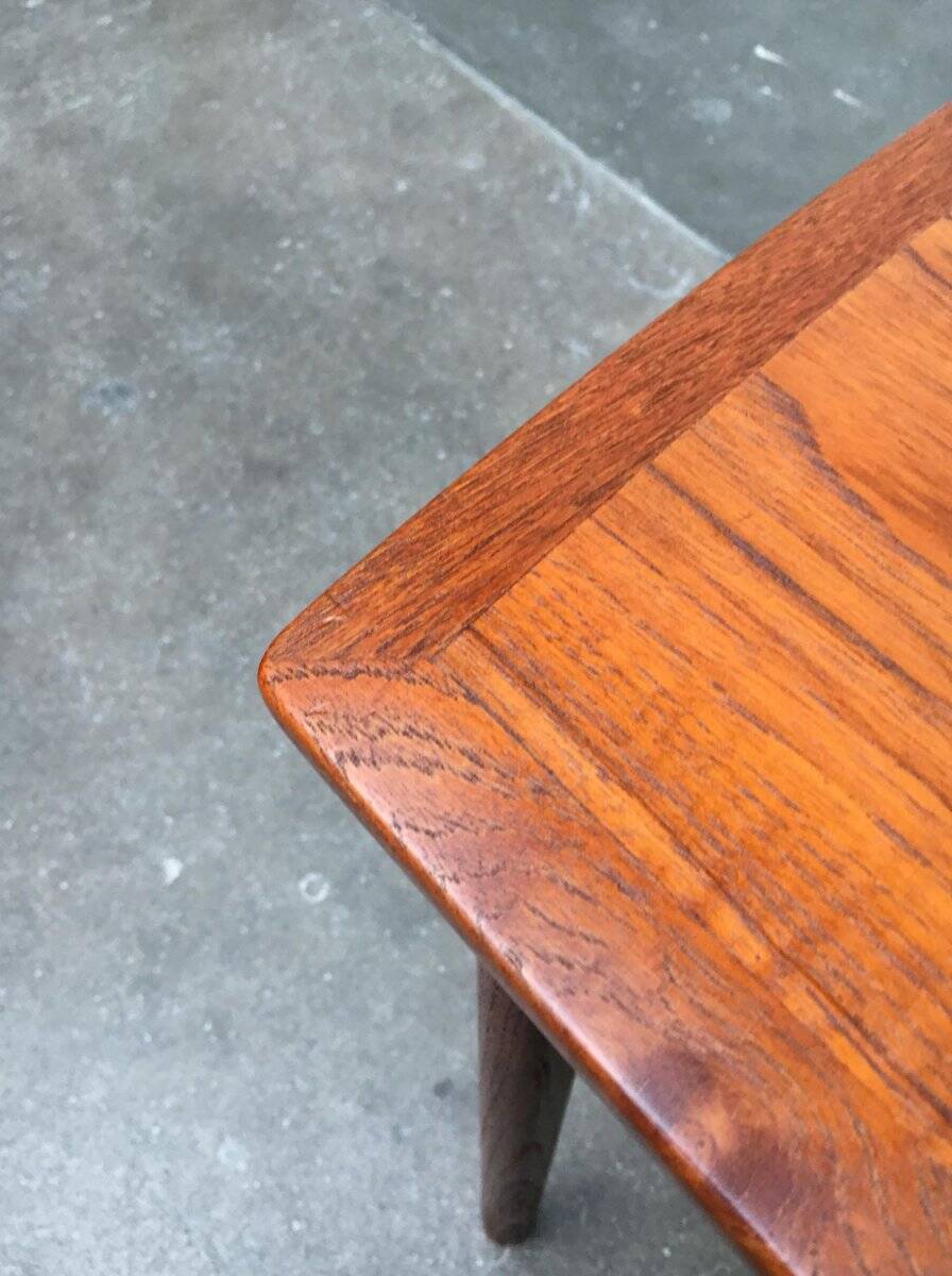 Mid-century teak coffee table by Ole Wanscher for Poul Jeppesens Møbelfabrik.