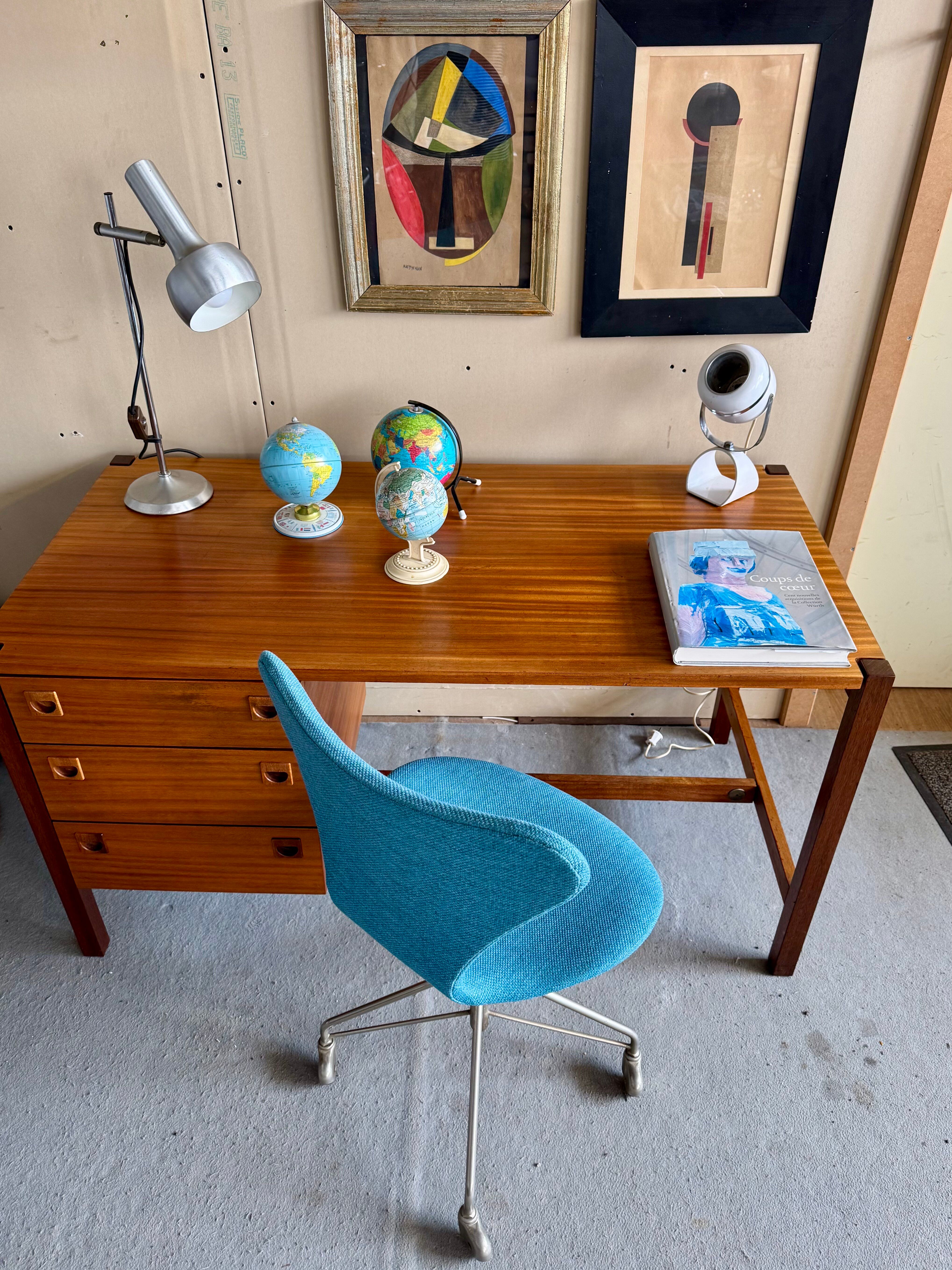 Bureau André Monpoix en Teck année 1960