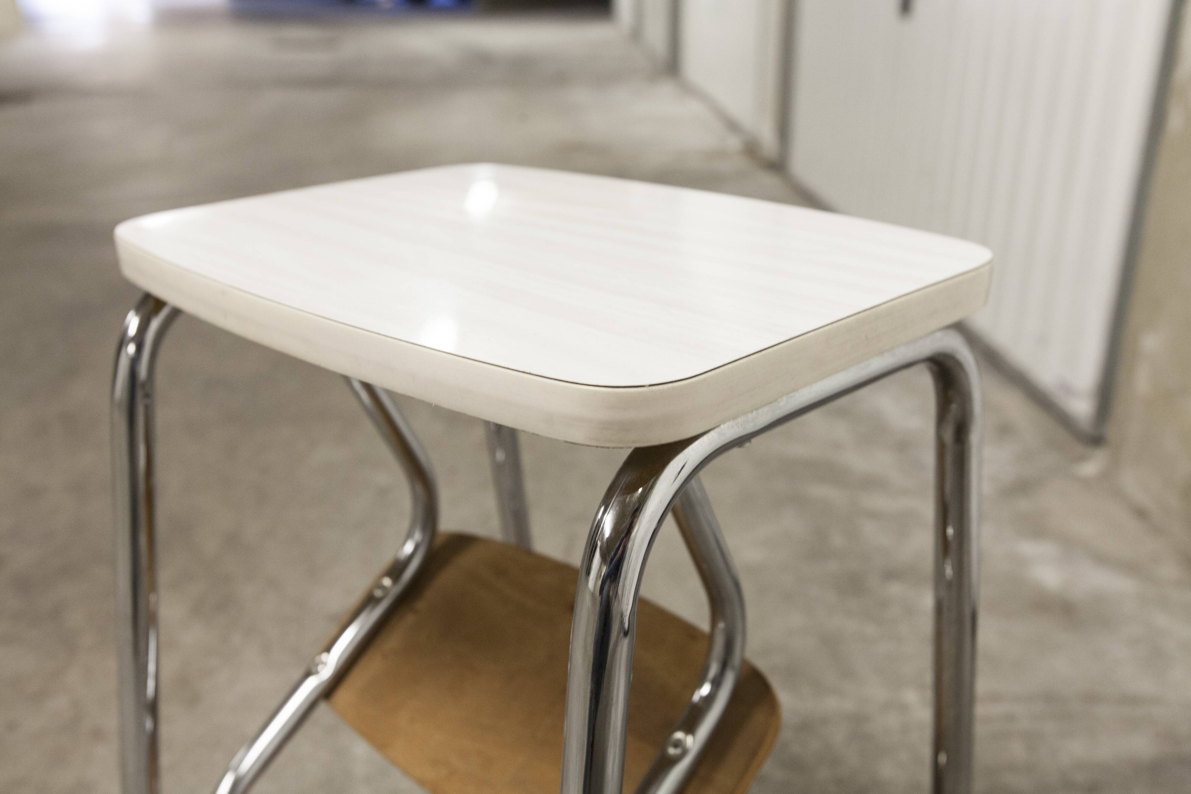 Stepladder stool 3 steps formica 1970