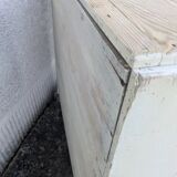 Buffet vintage white