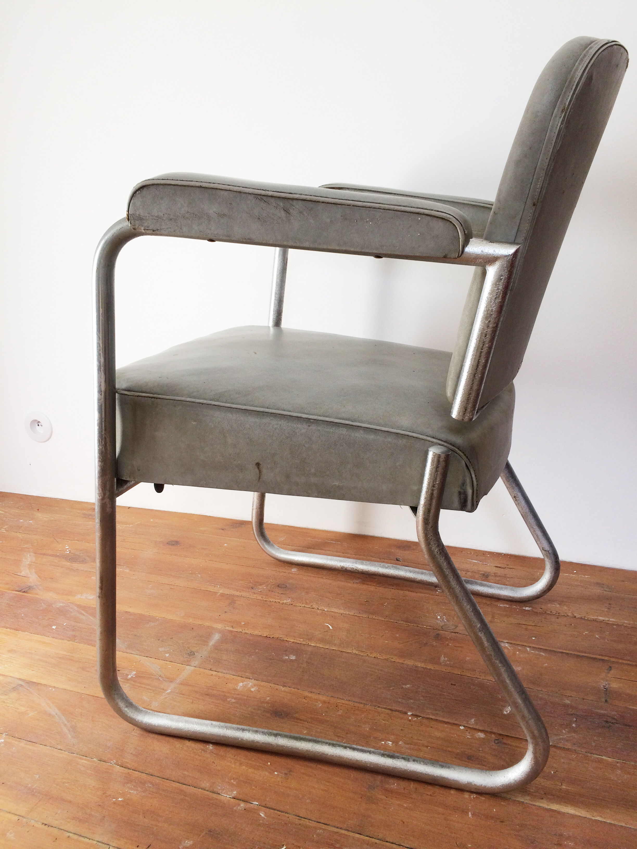 Armchair leatherette gray silver feet