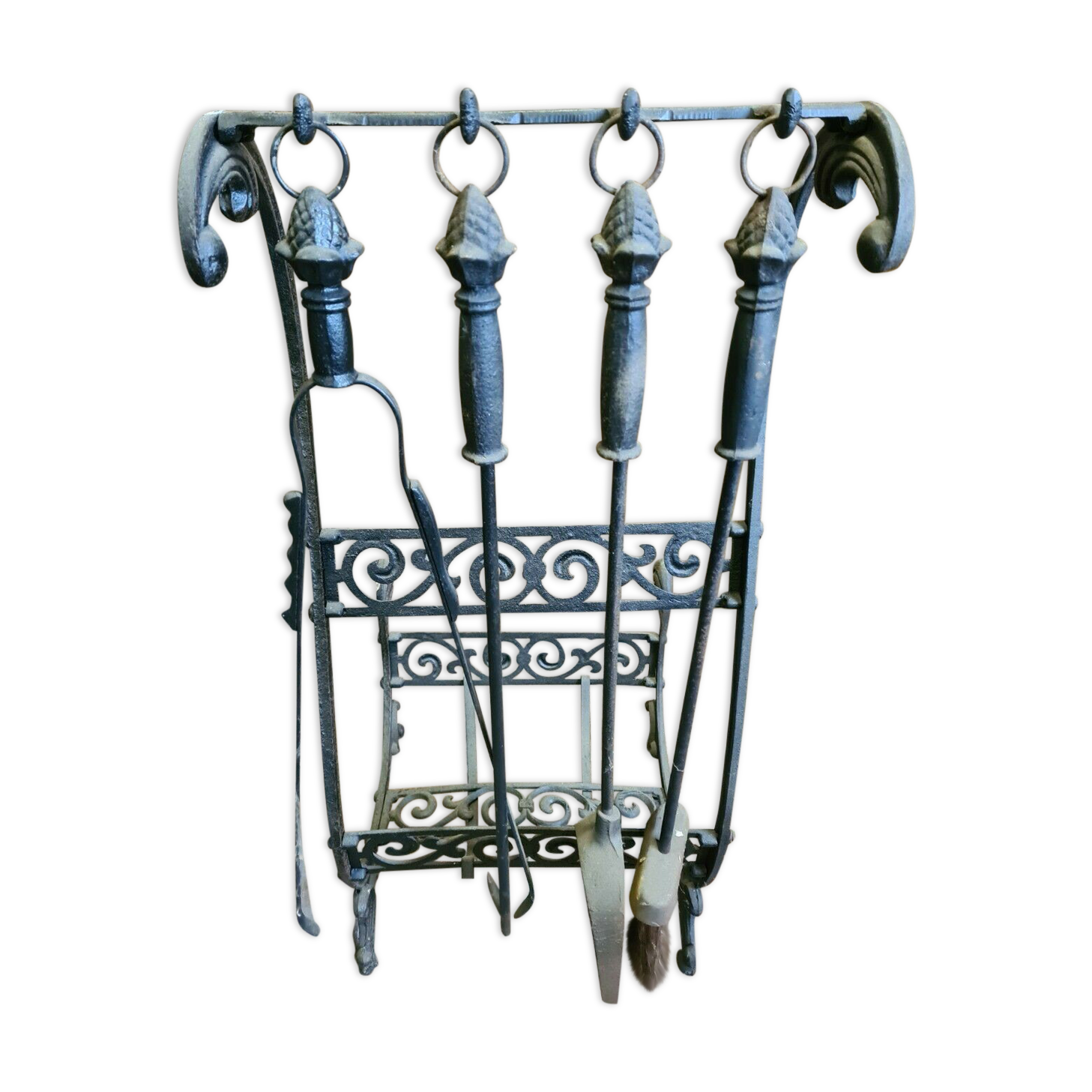 Fireplace, cast iron log holder