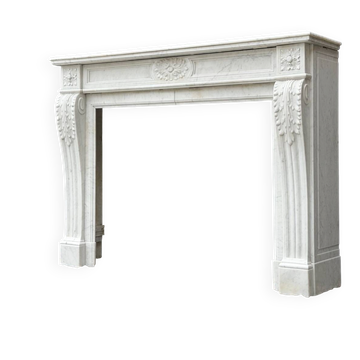 Cheminée de style Louis XVI en Marbre de Carrara, vers 1880