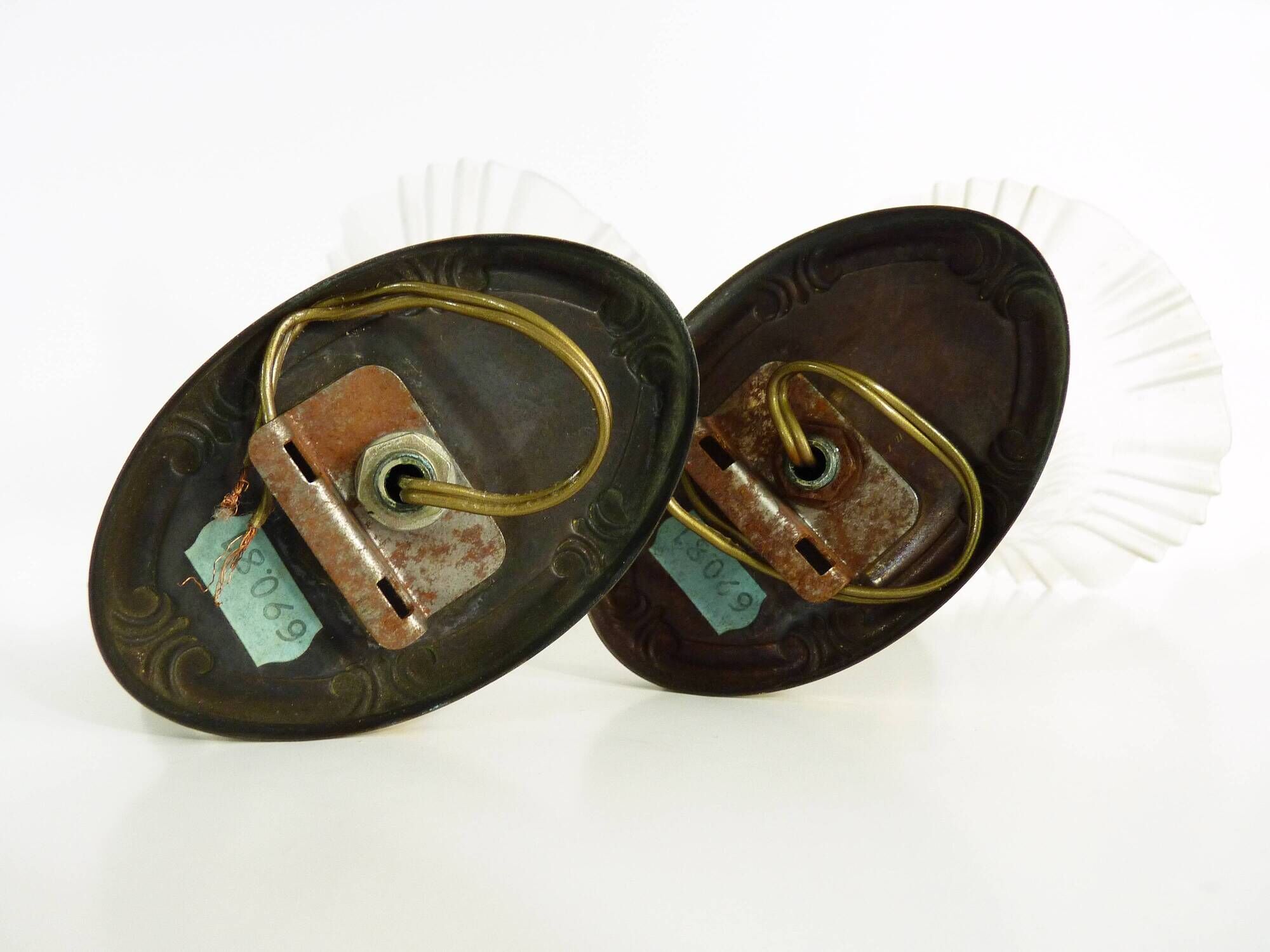 Pair of brass swan collar wall light old tulip glass. Year 60