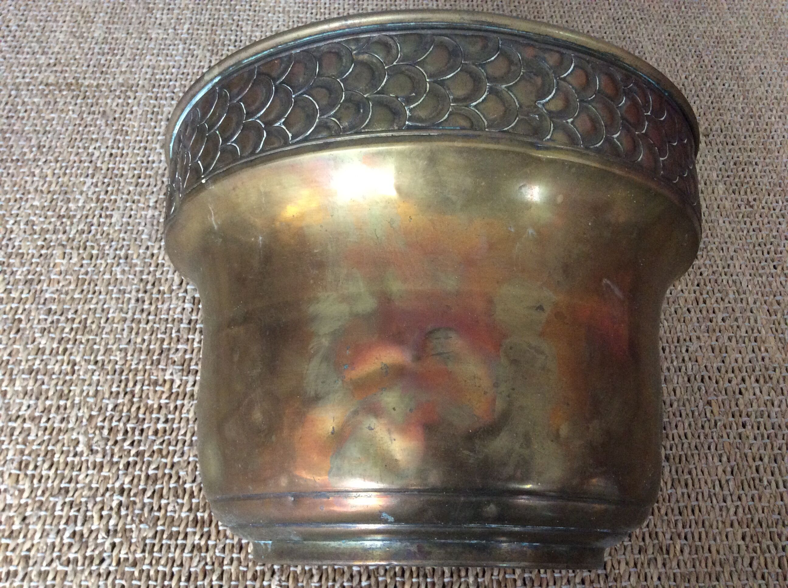 Cache pot en cuivre