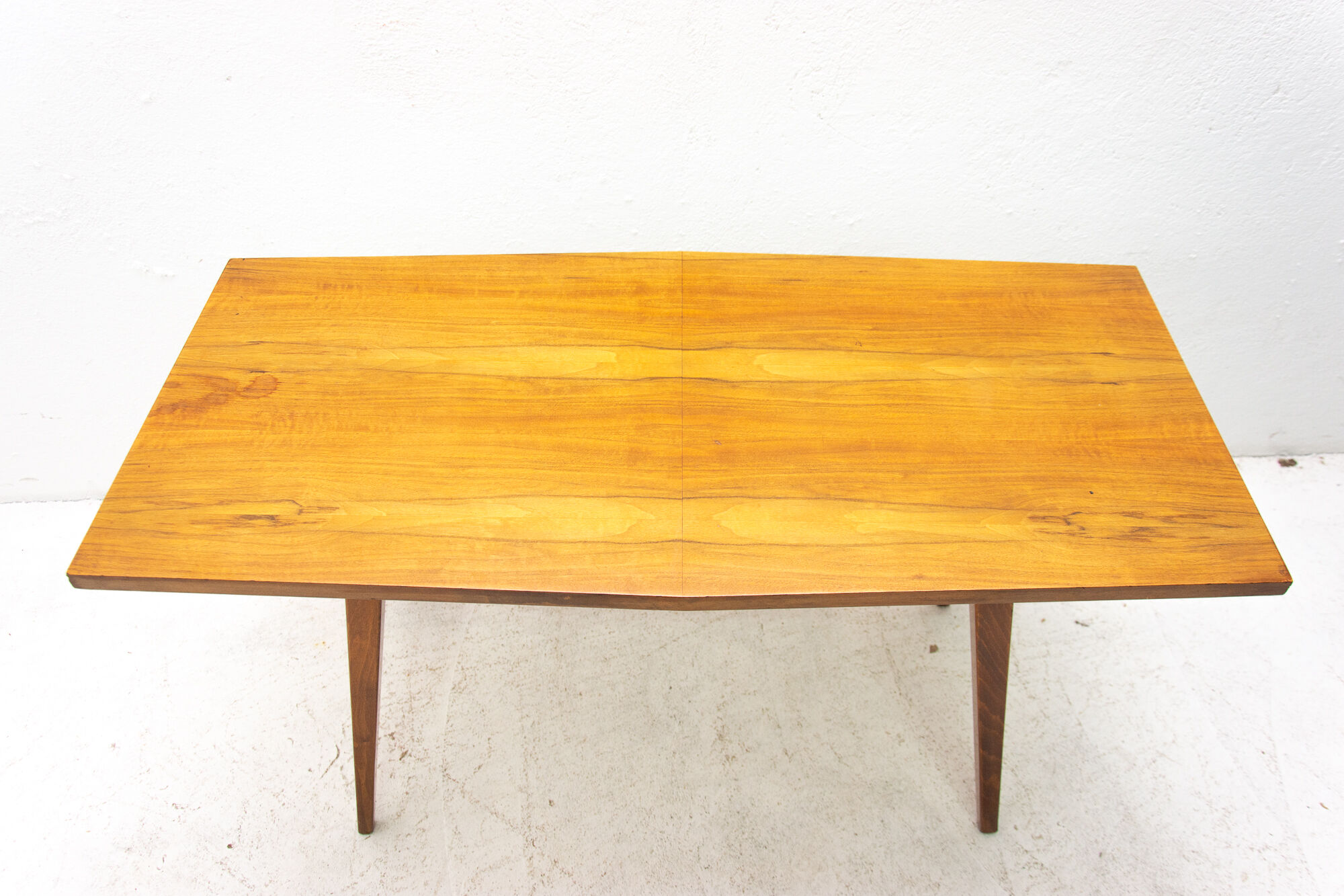 Table basse de František Jirák pour Tatra nábytok, 1960