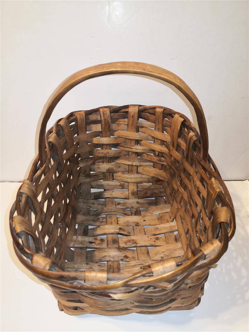 Rare antique wooden basket, retro vintage / 20th century