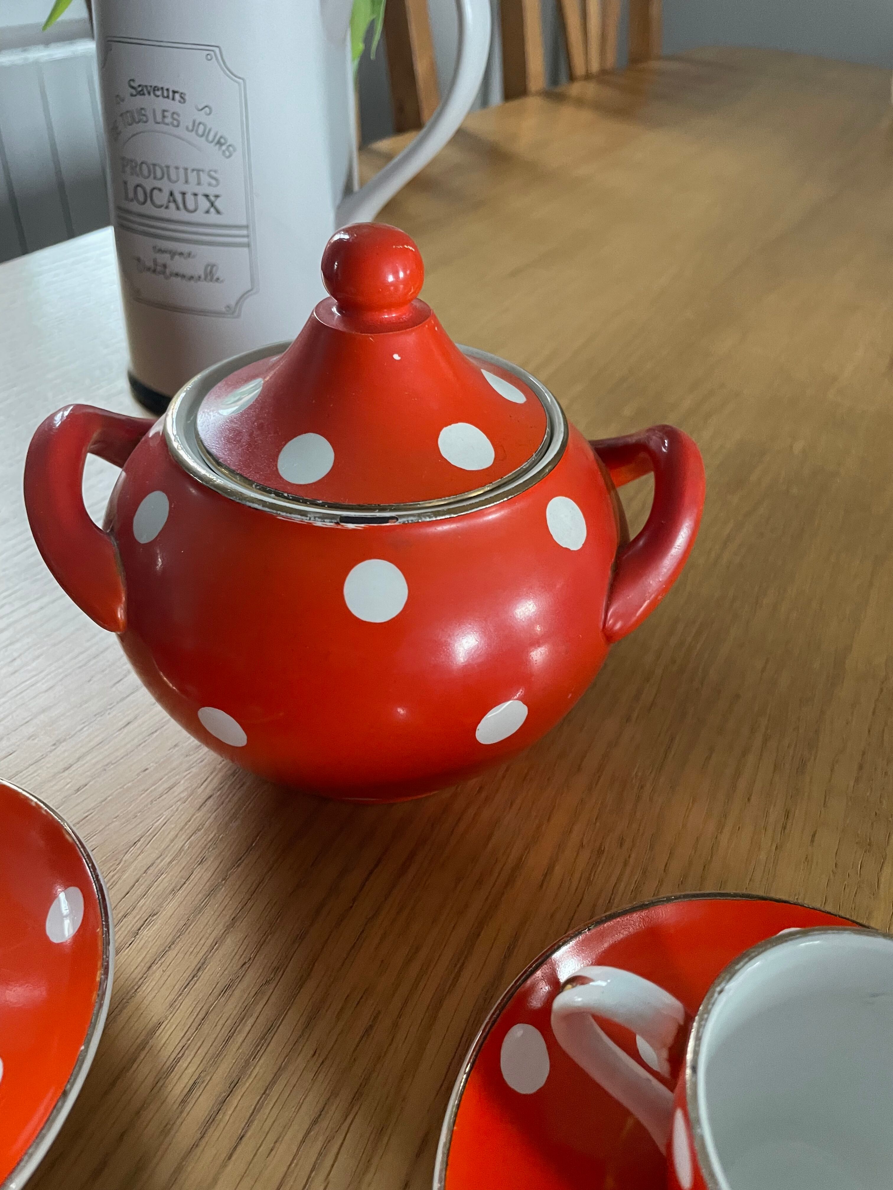 Coffee service with polka dots blancs sarreguemines