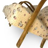 Ensemble de fauteuils Art Déco avec accoudoirs en hêtre arqués.