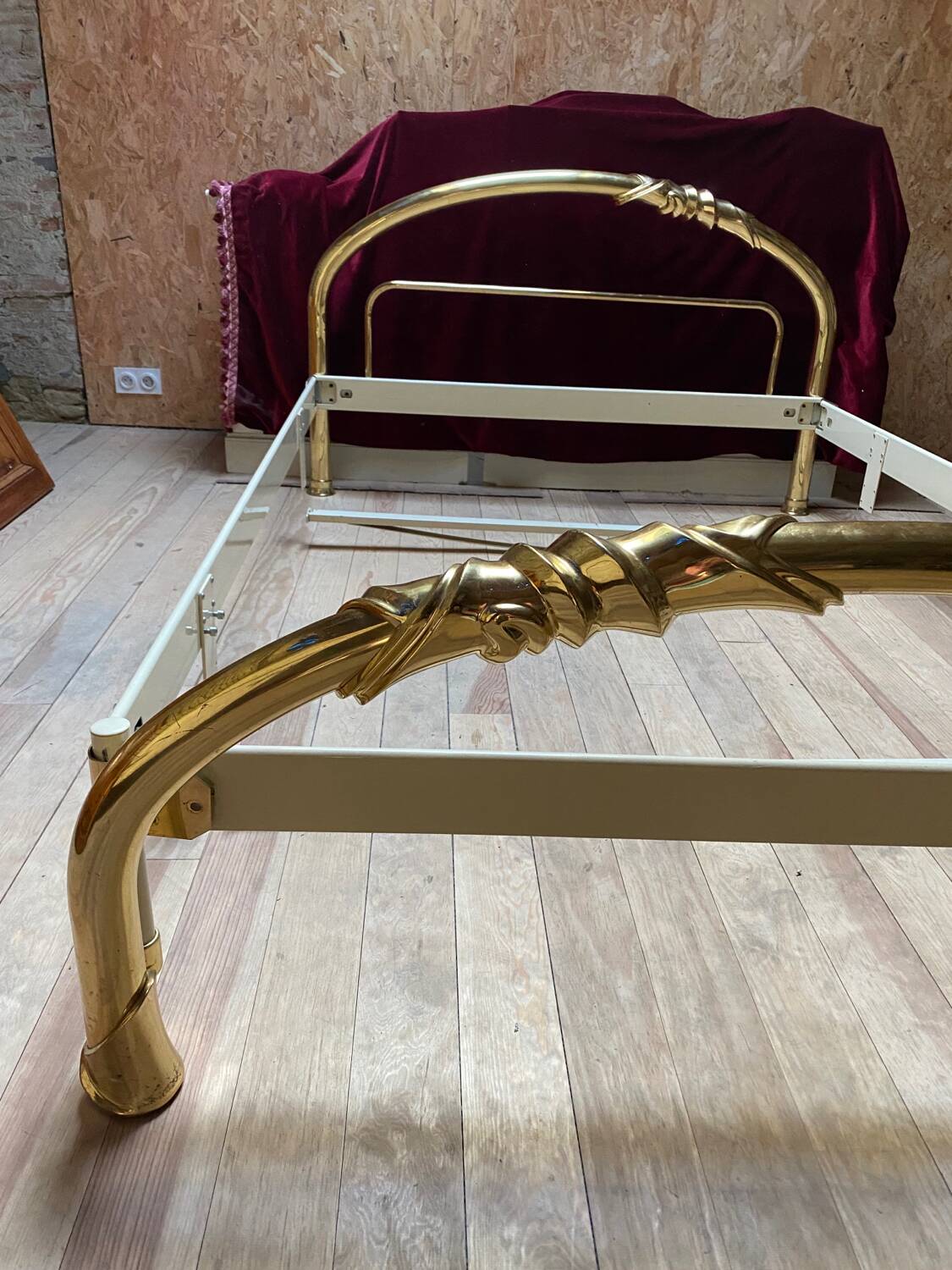 Brass bed Lipparini Design 1970