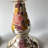 Paire de bougeoirs en verre argenté